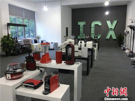 《“廠二代”余雪輝 浙江制造轉(zhuǎn)型背后的智慧與溫情》